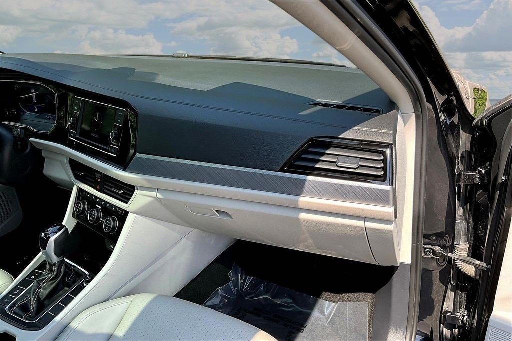 Volkswagen Jetta SE 2023