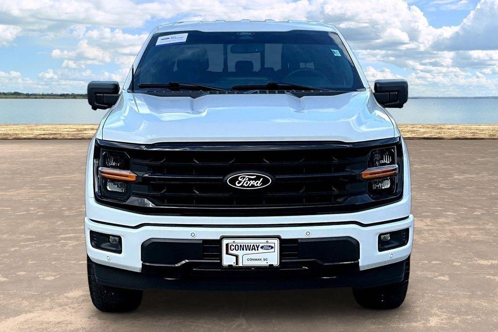 Ford F-150 XLT SuperCrew 4WD 2026