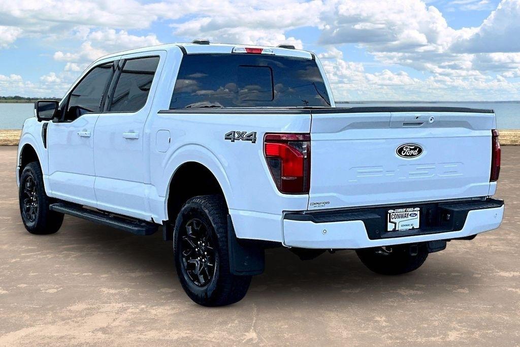 Ford F-150 XLT SuperCrew 4WD 2026