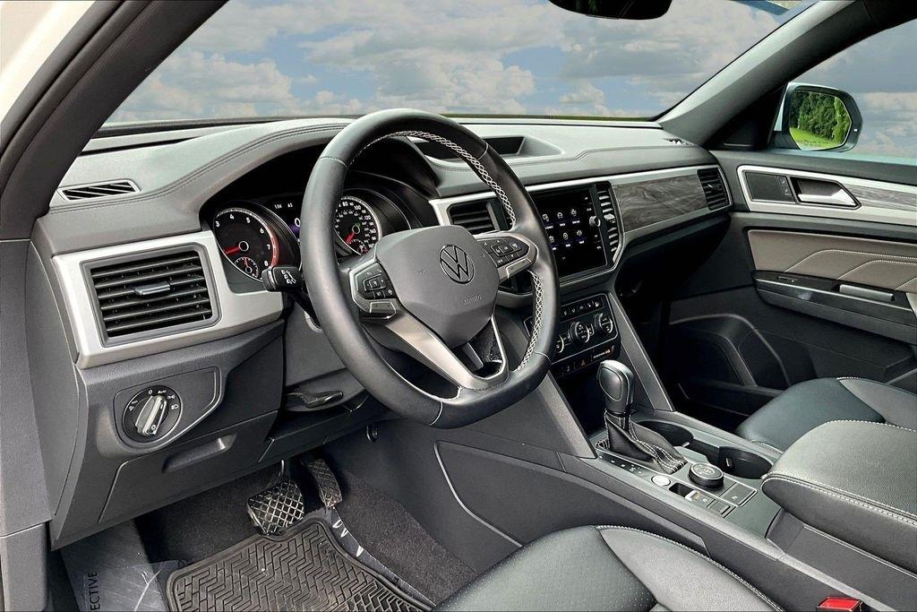 Volkswagen Atlas Cross Sport V6 SE w/Technology 4MOTION 2021