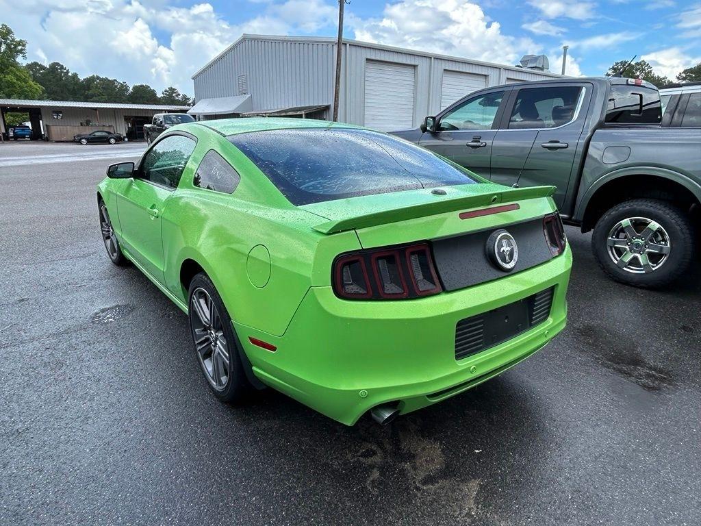 Ford Mustang V6 Coupe 2014