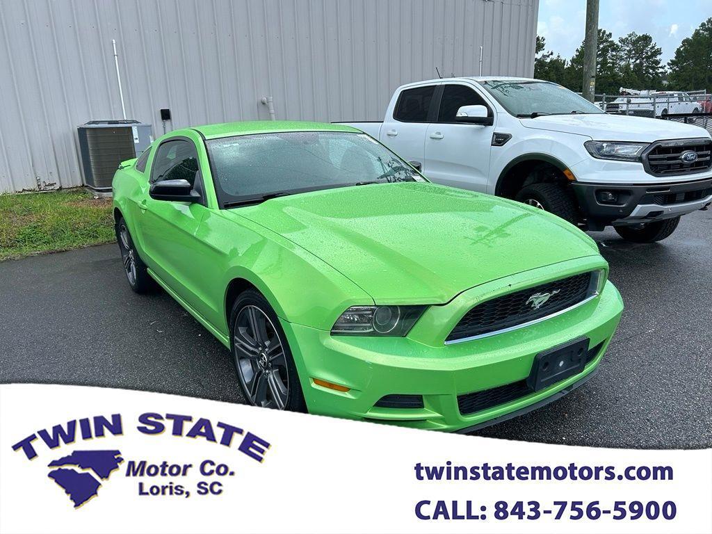 2014 Ford Mustang V6 Coupe