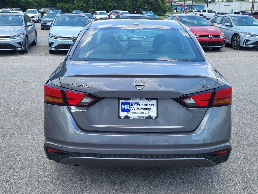 Nissan Altima 2.5 SV 2024