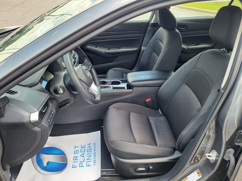 Nissan Altima 2.5 SV 2024