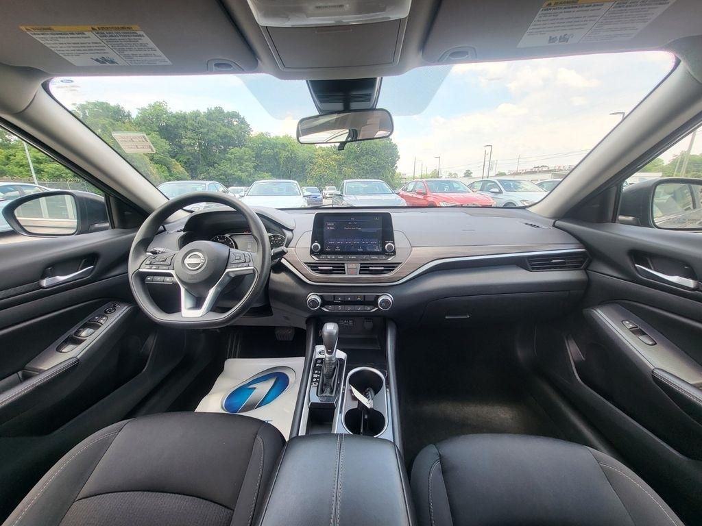 Nissan Altima 2.5 SV 2024