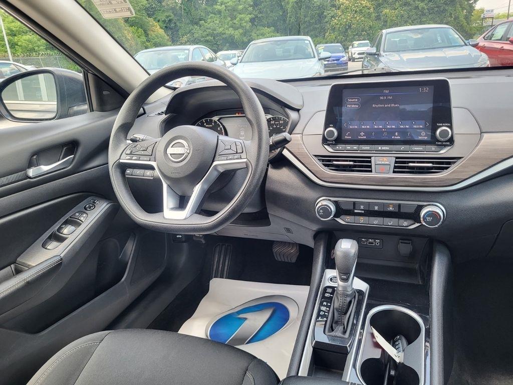 Nissan Altima 2.5 SV 2024