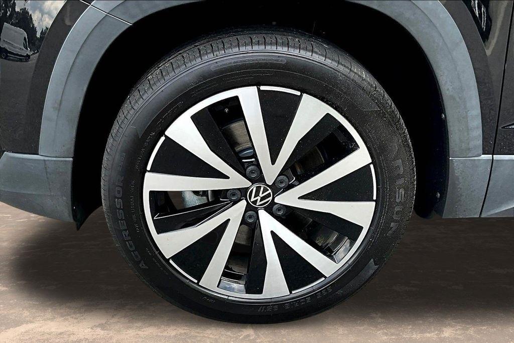 Volkswagen Taos SE 2022