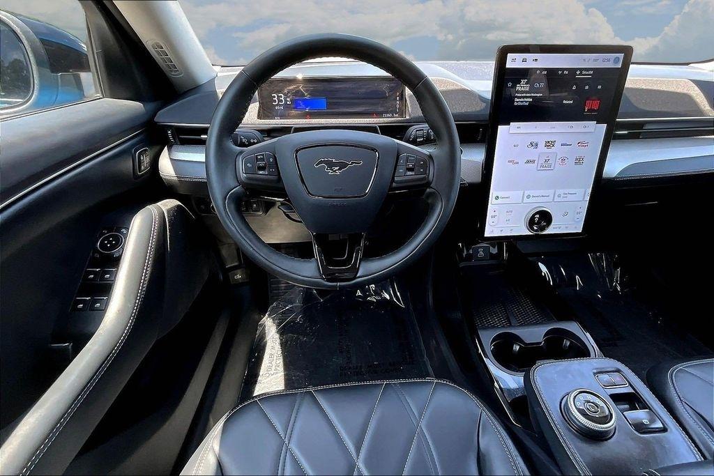 Ford Mustang Mach-E Select 2023