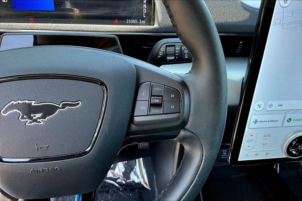 Ford Mustang Mach-E Select 2023