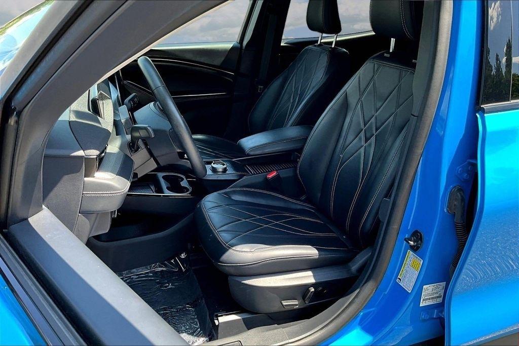 Ford Mustang Mach-E Select 2023