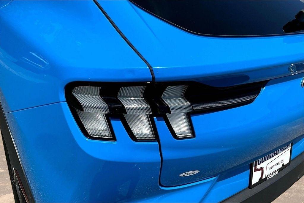 Ford Mustang Mach-E Select 2023