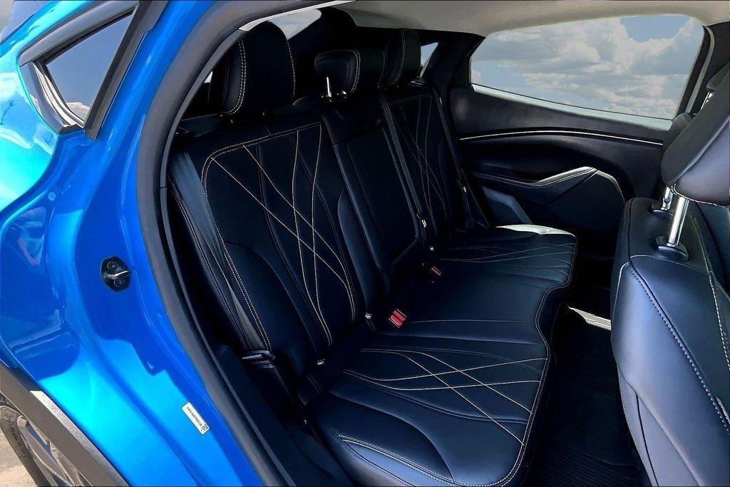 Ford Mustang Mach-E Select 2023