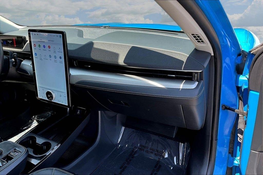 Ford Mustang Mach-E Select 2023