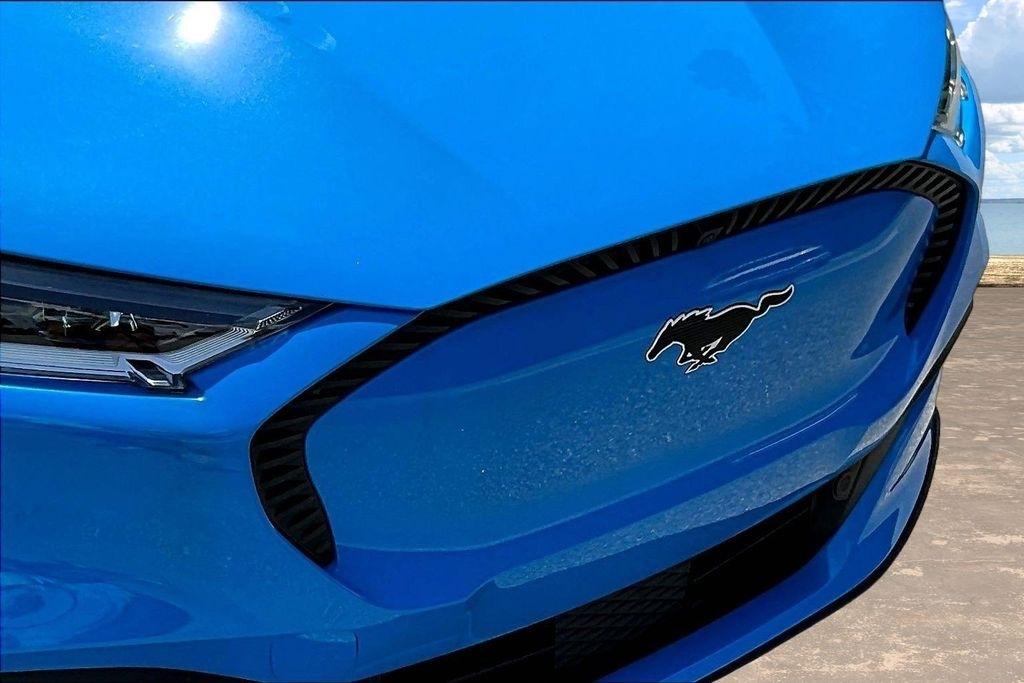 Ford Mustang Mach-E Select 2023