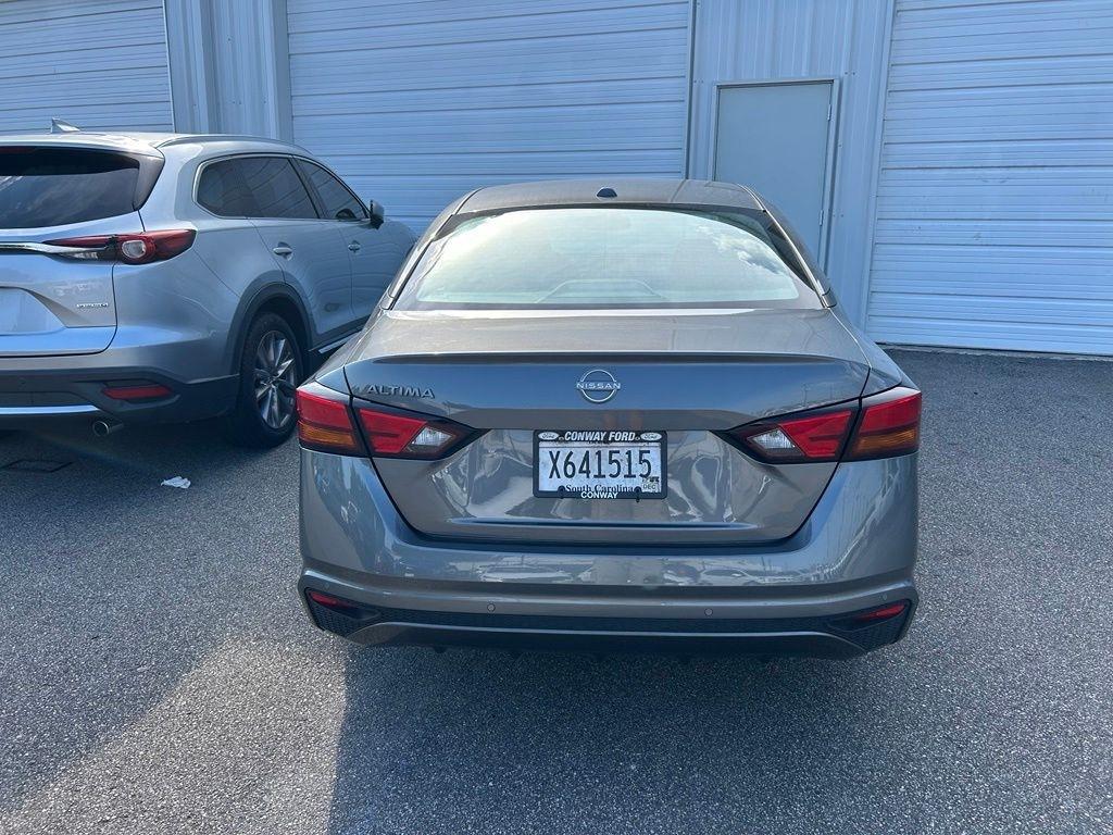 Nissan Altima 2.5 SV 2025