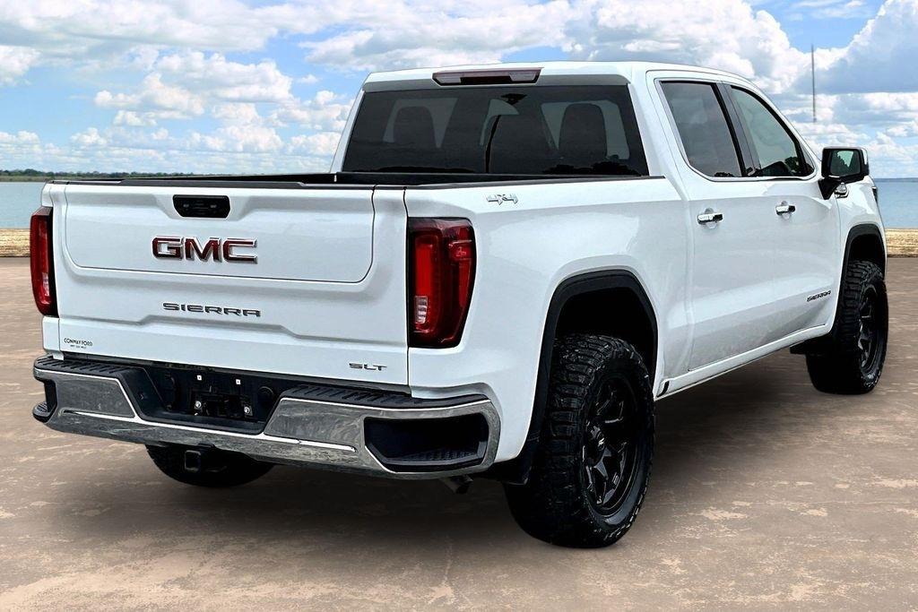 GMC Sierra 1500 SLT Crew Cab 4WD 2026