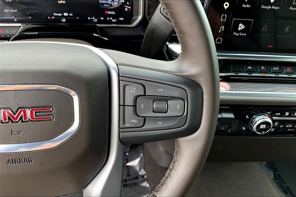 GMC Sierra 1500 SLT Crew Cab 4WD 2026