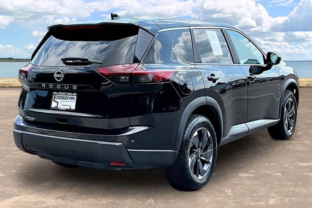 Nissan Rogue SV 2025