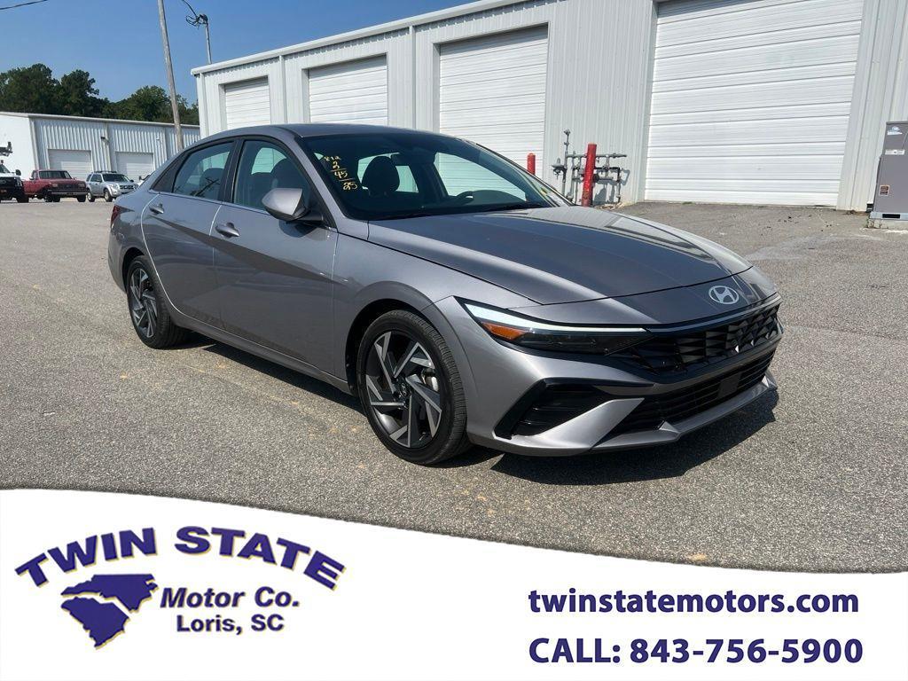 2025 Hyundai Elantra SEL Convenience
