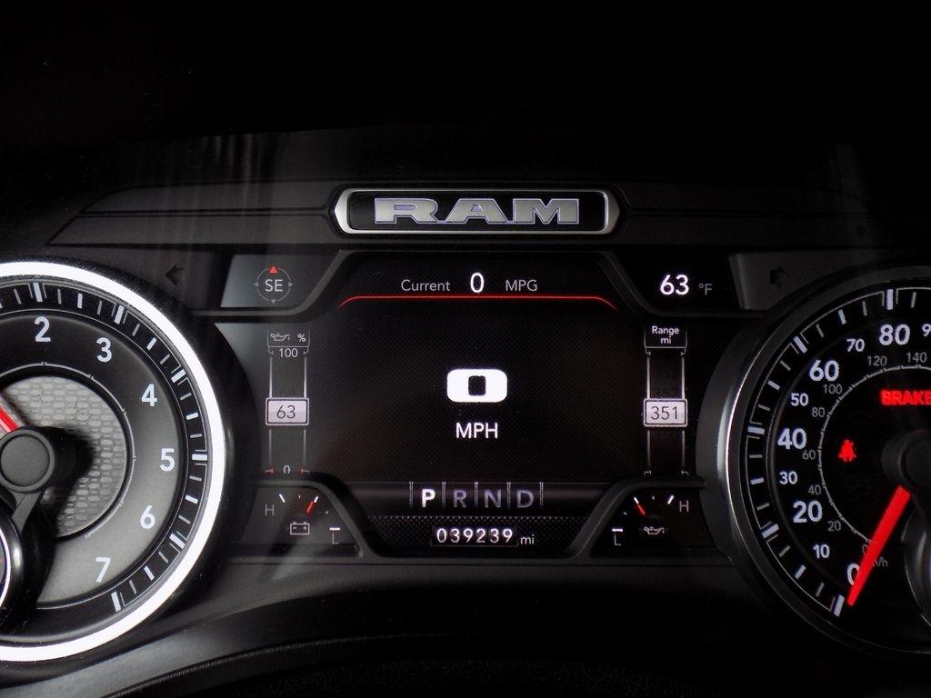 RAM 1500 Big Horn Quad Cab 4WD 2022