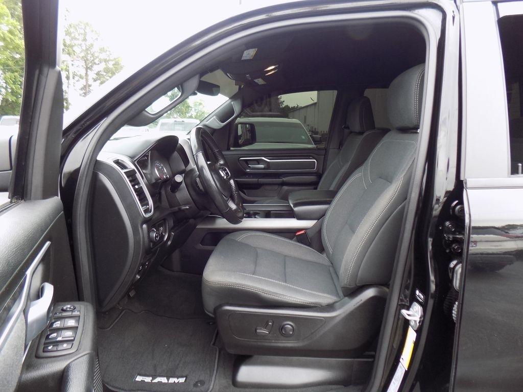 RAM 1500 Big Horn Quad Cab 4WD 2022