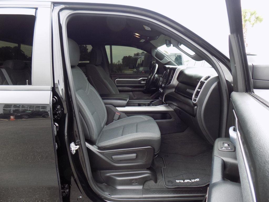 RAM 1500 Big Horn Quad Cab 4WD 2022