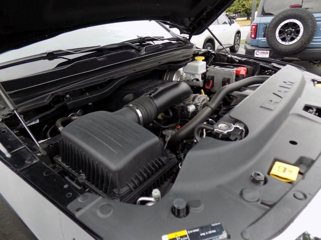 RAM 1500 Big Horn Quad Cab 4WD 2022