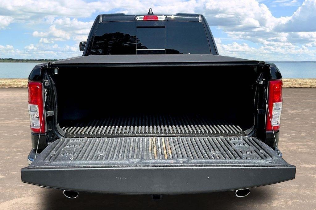 RAM 1500 Big Horn Quad Cab 4WD 2022