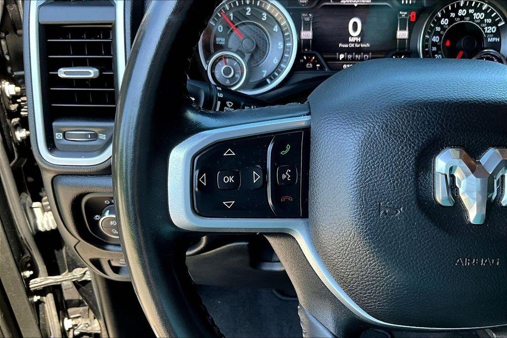 RAM 1500 Big Horn Quad Cab 4WD 2022