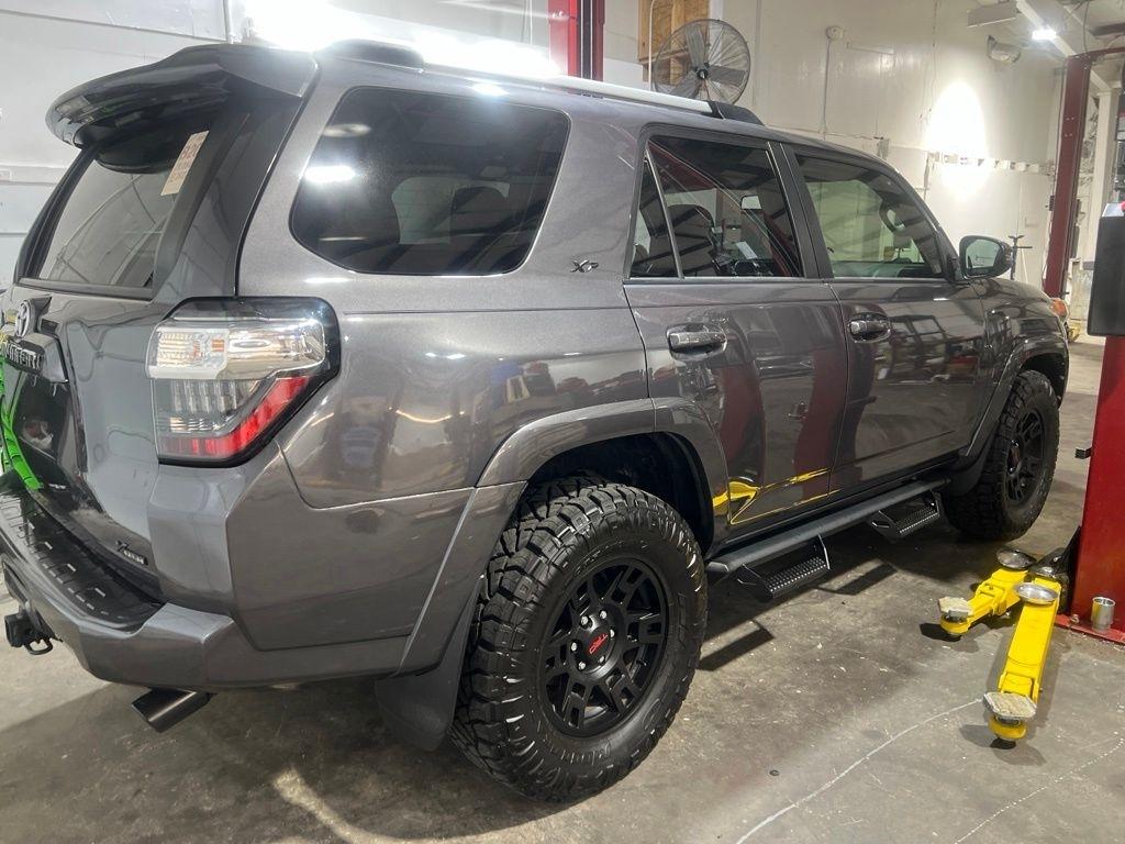 Toyota 4Runner SR5 Premium 4WD 2022