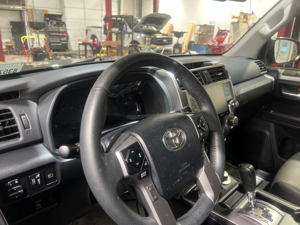 Toyota 4Runner SR5 Premium 4WD 2022