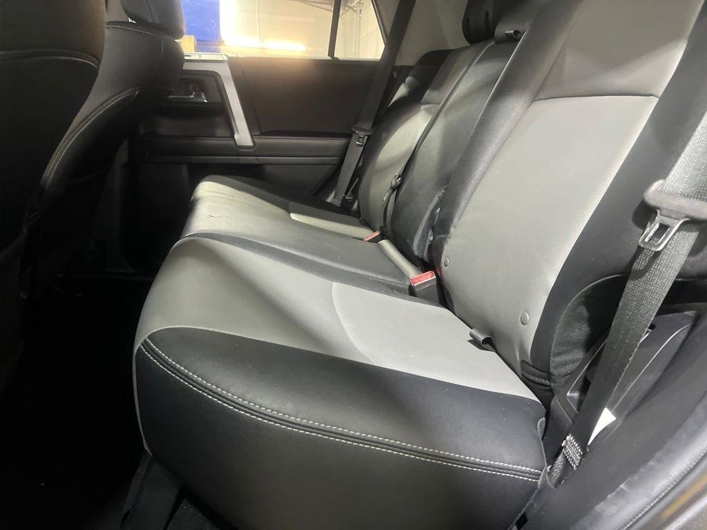 Toyota 4Runner SR5 Premium 4WD 2022