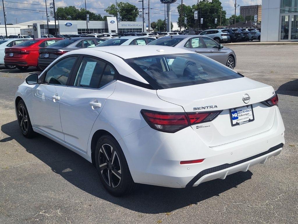 Nissan Sentra SV 2024