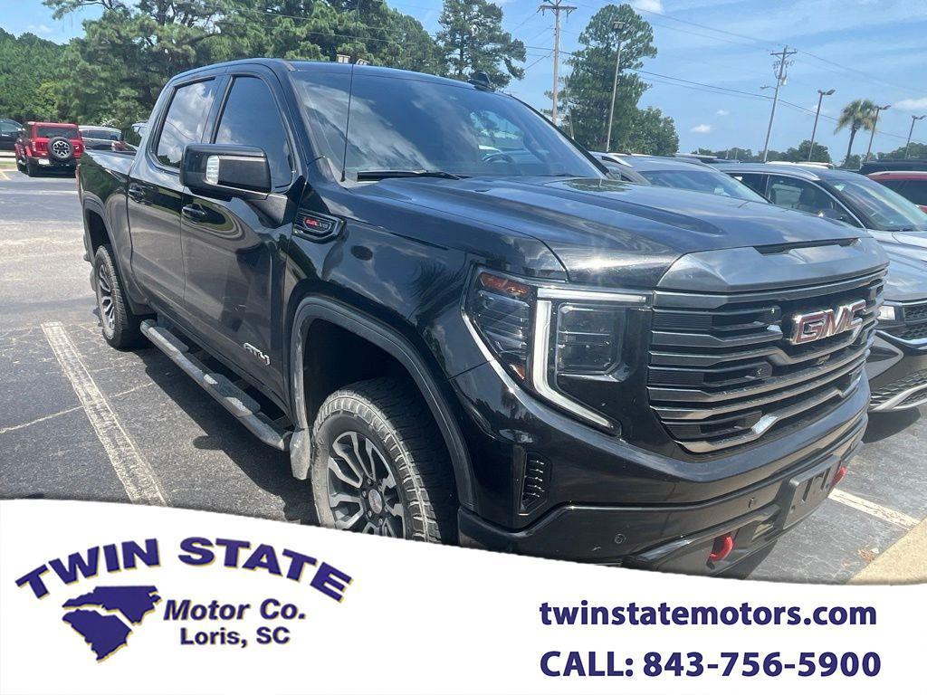 2023 GMC Sierra 1500 AT4 Crew Cab 4WD