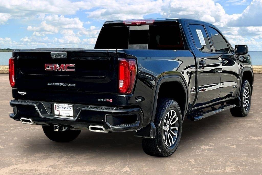 GMC Sierra 1500 AT4 Crew Cab 4WD 2023