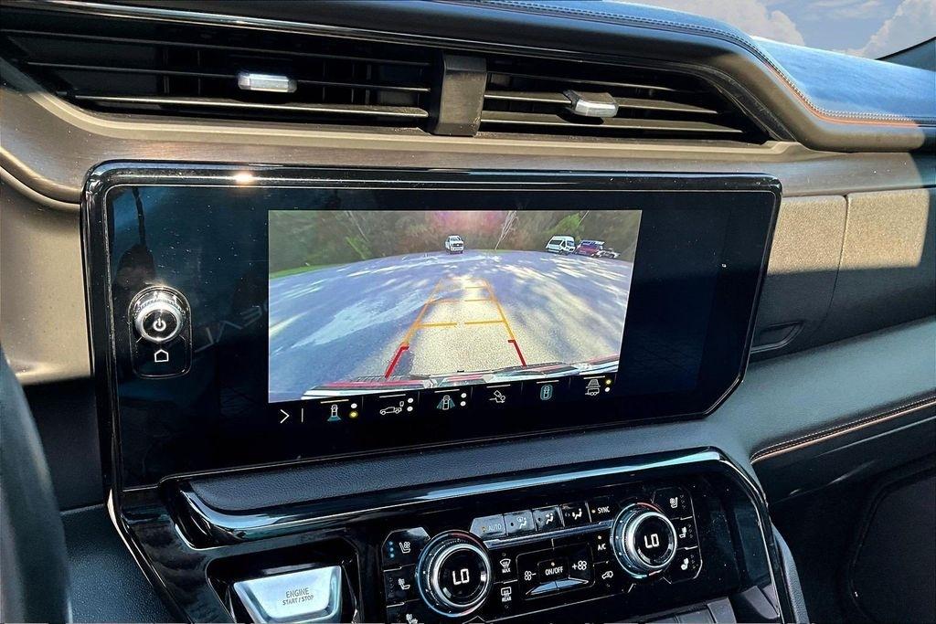 GMC Sierra 1500 AT4 Crew Cab 4WD 2023