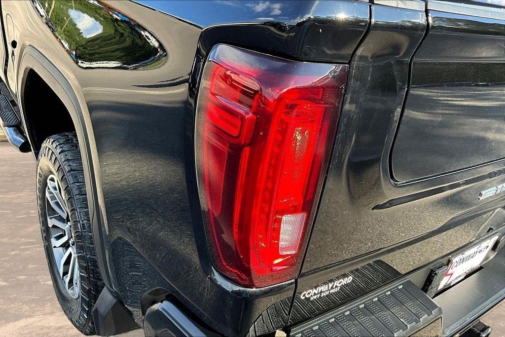 GMC Sierra 1500 AT4 Crew Cab 4WD 2023