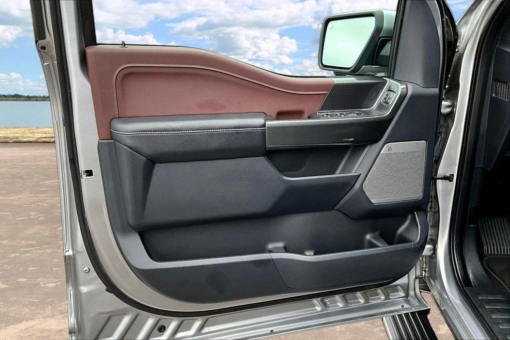 Ford F-150 Lariat SuperCrew 5.5-ft. Bed 4WD 2023