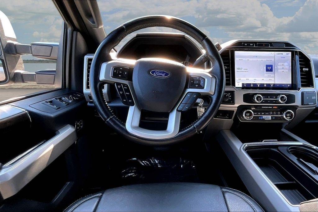 Ford F-250 SD XL Crew Cab 4WD 2022