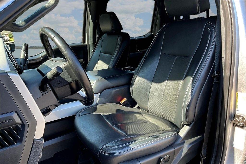 Ford F-250 SD XL Crew Cab 4WD 2022