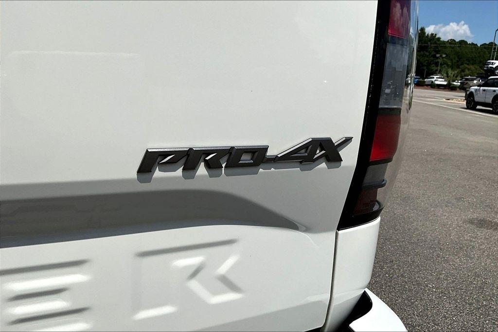 Nissan Frontier S Crew Cab 4WD 2023