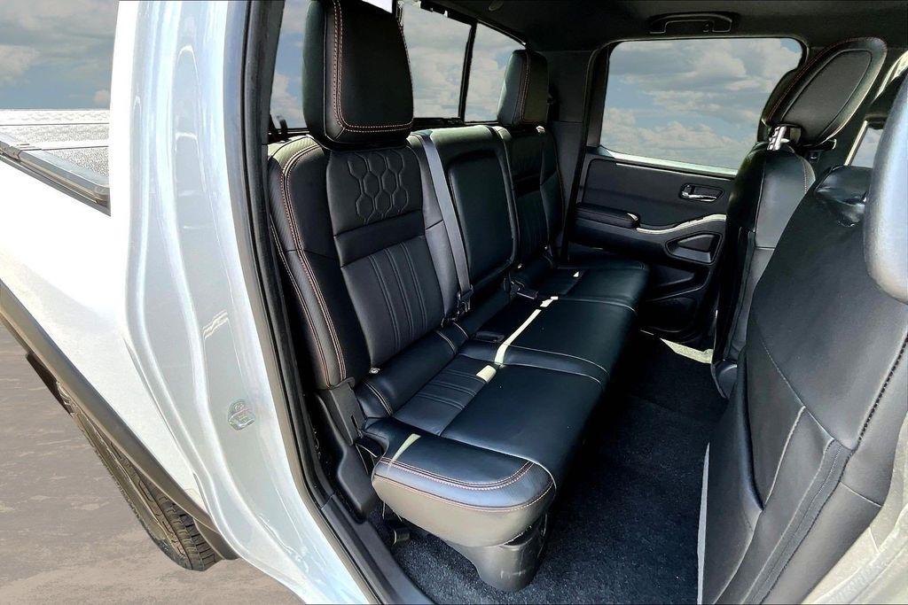 Nissan Frontier S Crew Cab 4WD 2023