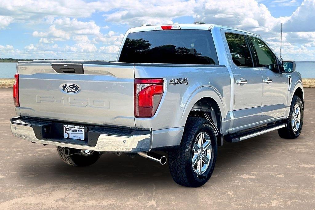 Ford F-150 XLT SuperCrew 4WD 2025