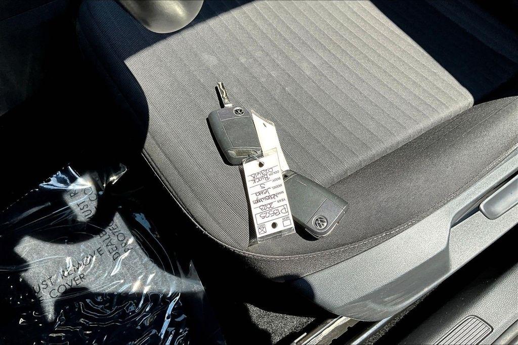 Volkswagen Jetta S 6M 2023