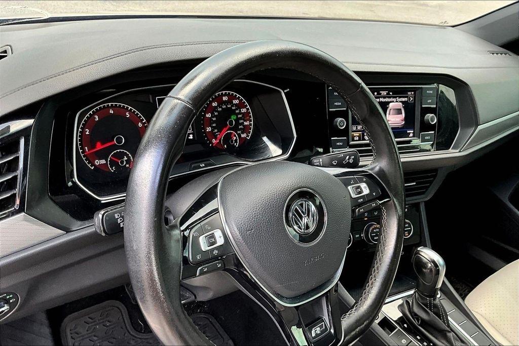 Volkswagen Jetta 1.4T S 8A 2021