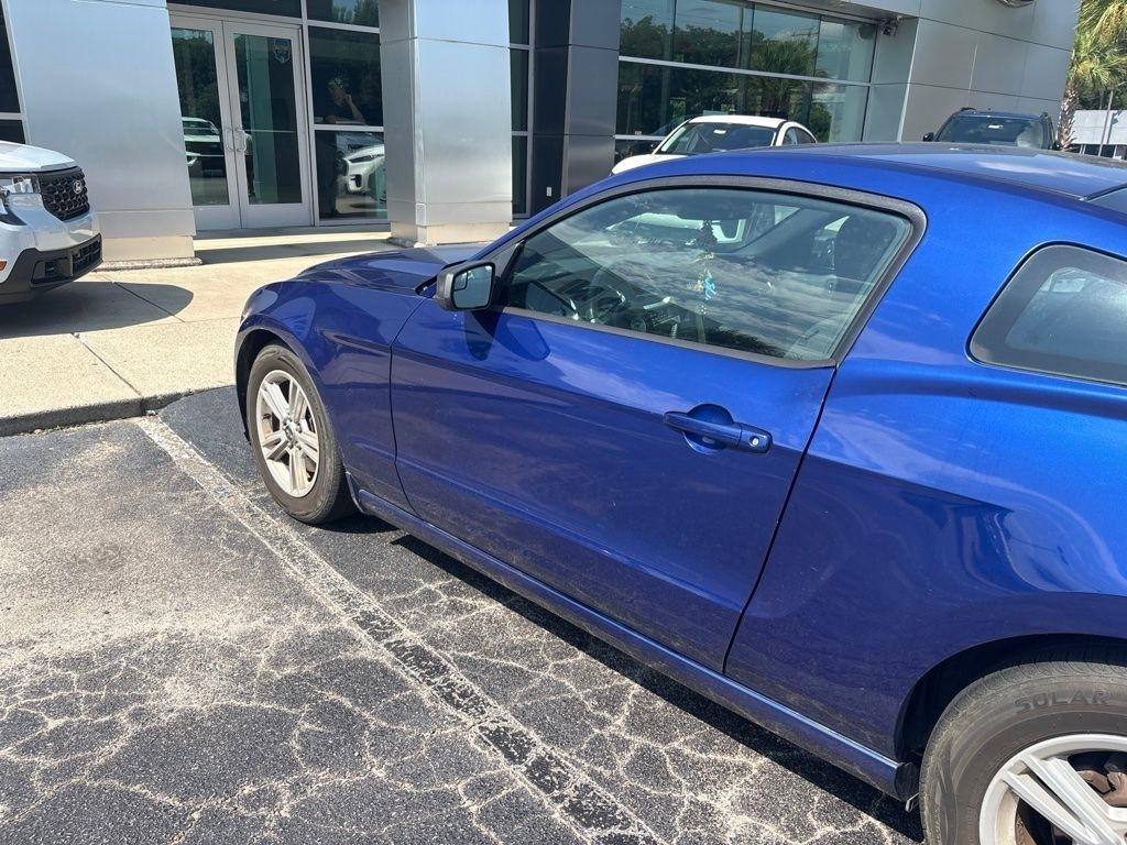 Ford Mustang V6 Coupe 2014