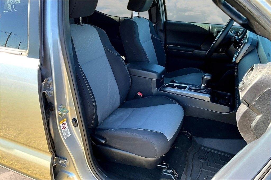 Toyota Tacoma SR5 Double Cab Long Bed V6 6AT 2WD 2020