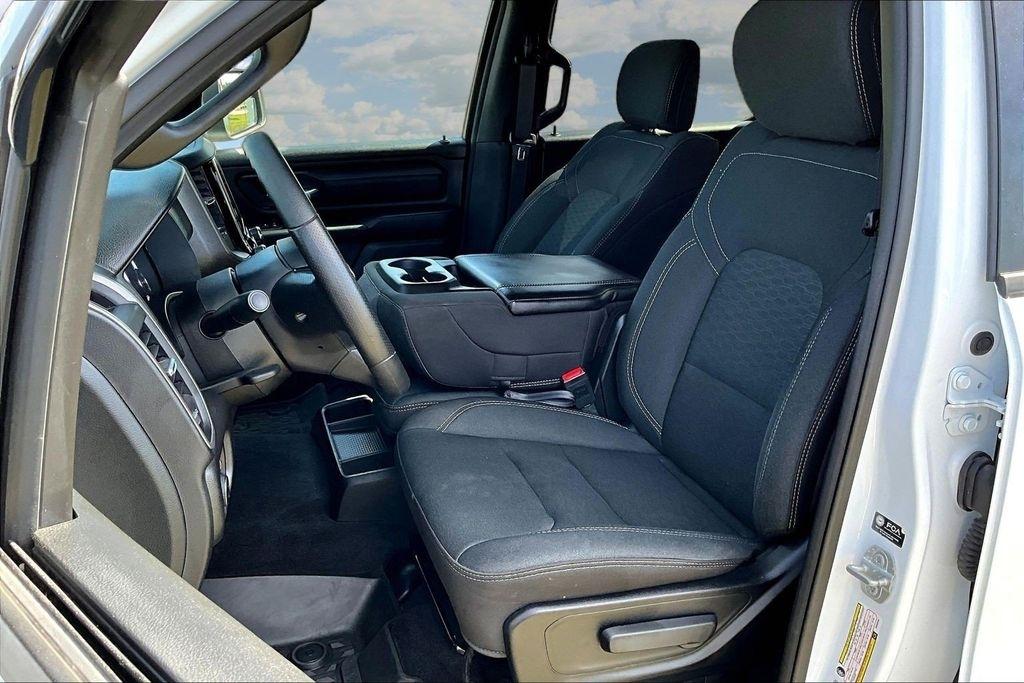 RAM 1500 Tradesman Crew Cab SWB 4WD 2025