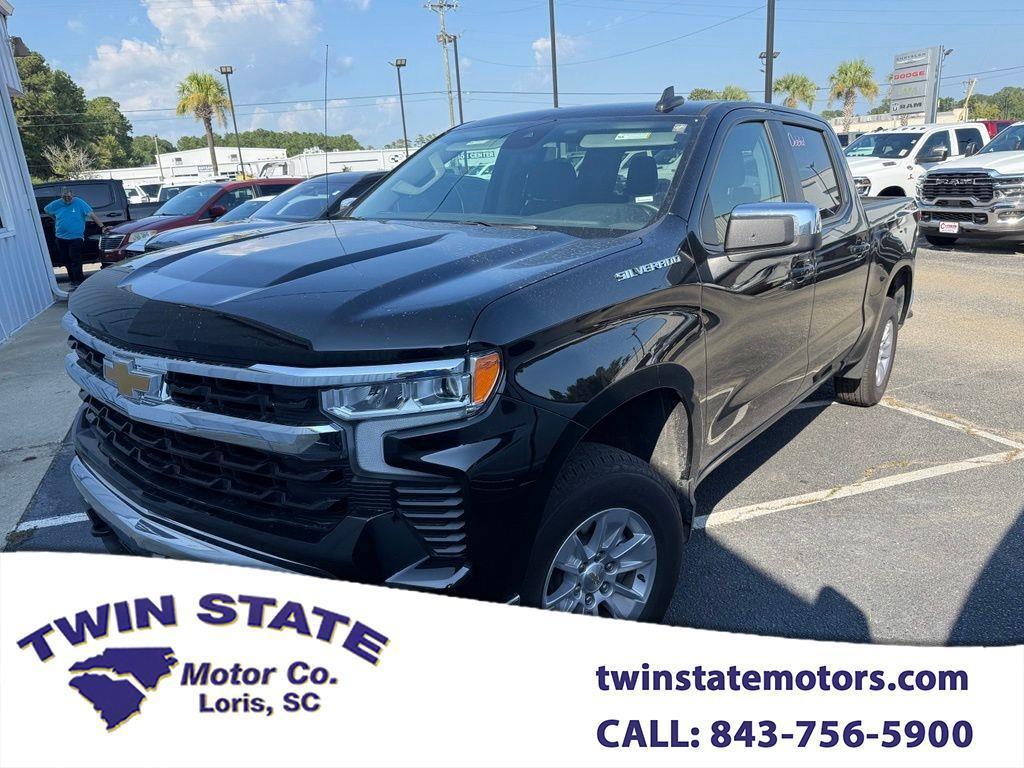2026 Chevrolet Silverado 1500 LT Crew Cab 4WD