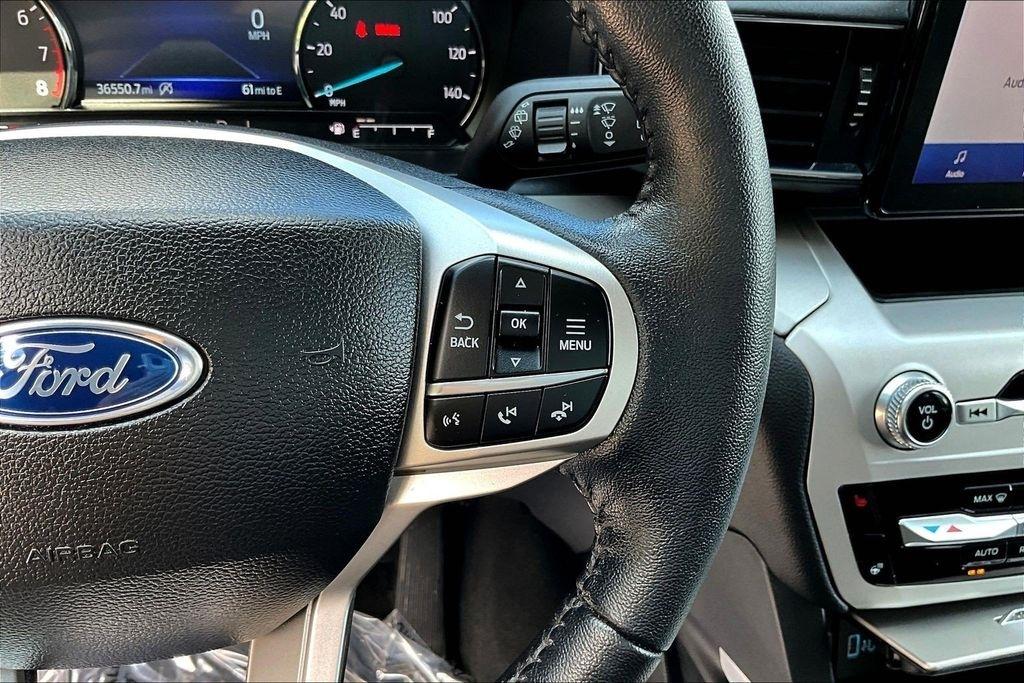 Ford Explorer XLT 2024